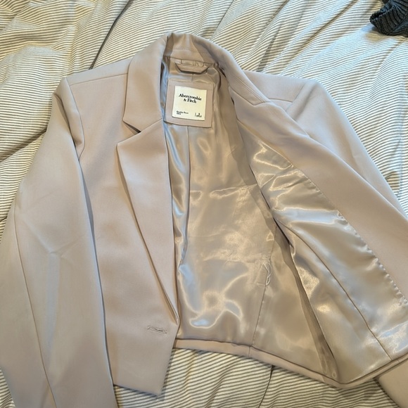 Beige / White mini Blazer - Picture 2 of 2